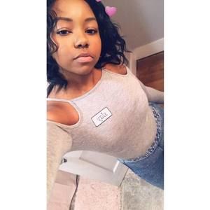 Meet your Posher, Janay